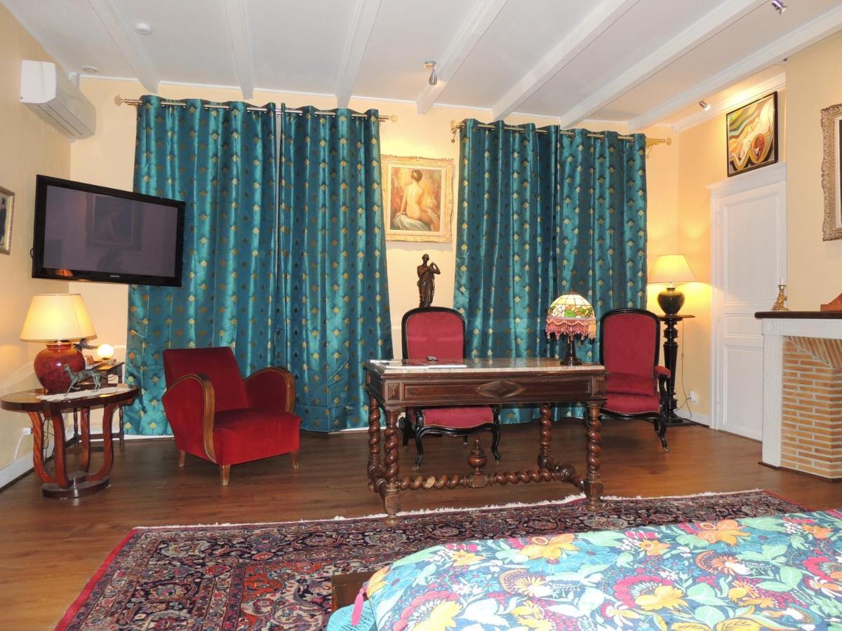 Le Jardin Des Cygnes Bed & Breakfast Pineuilh ภายนอก รูปภาพ